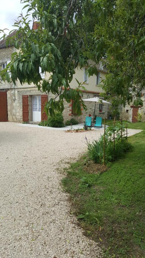 Gite De La Pivarderie Senille Εξωτερικό φωτογραφία
